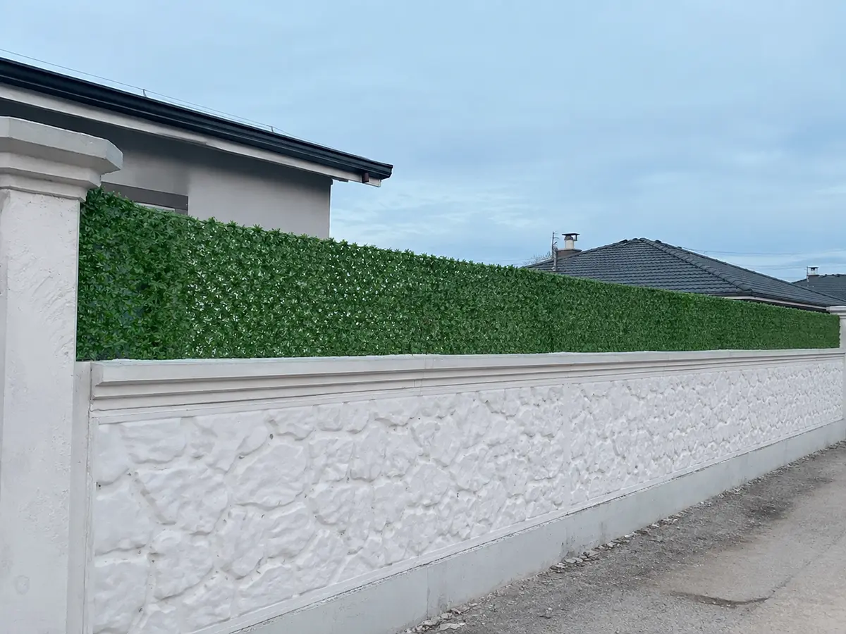 50 cm Çim Çit: 10 Metre Rulo Ölçüsü ve Kullanım Alanları 50 cm çim çit Ankara gerçek alçak duvar üstü, balkon kenarı ve dekoratif sınır uygulaması